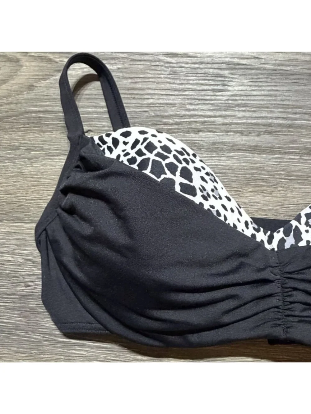Coco Reef Diva Power Underwire Bikini Top 36/38D Harmony Mix Bra Animal Print